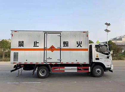 崇川爆破器材运输车