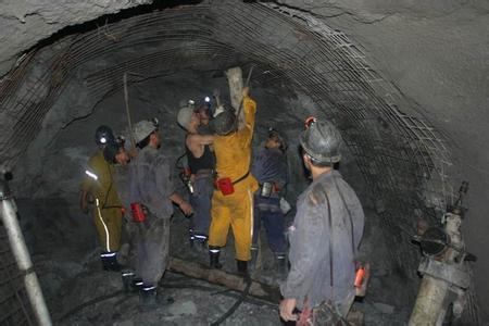 崇川工程爆破中的危险因素分析以及应对工程爆破危险的措施